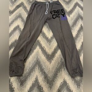 Free City Women’s Small Dark Gray Sweatpants